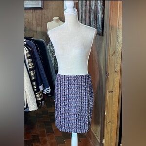 Ann Taylor skirt size 4 Petite.